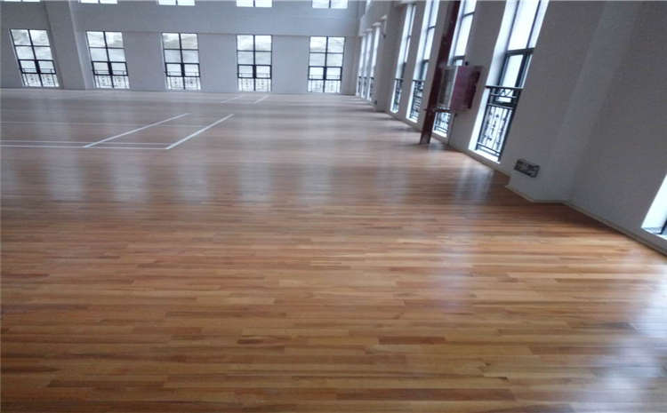體育館運動木地板