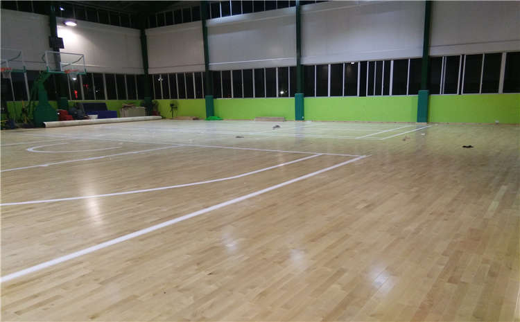 歐氏學校體育館實木地板施工技術(shù)方案